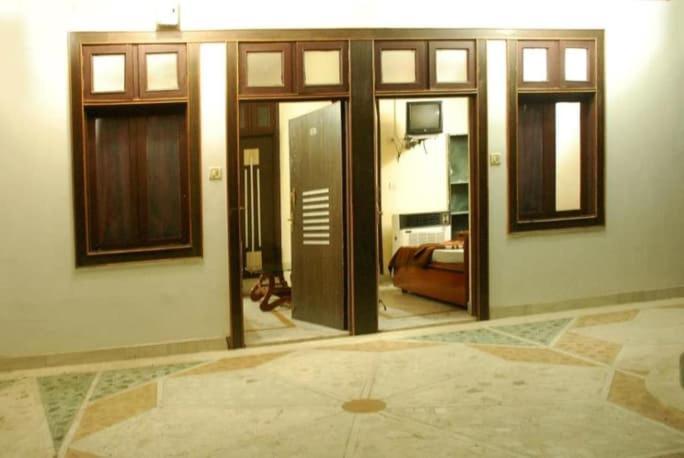 Oyo 27711 Hotel Evergreen Residency Бопал Екстериор снимка